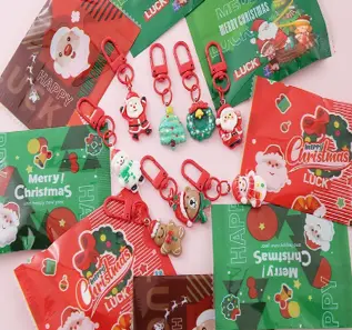 5PCS CHRISTMAS KEYCHAIN  GIFT SET