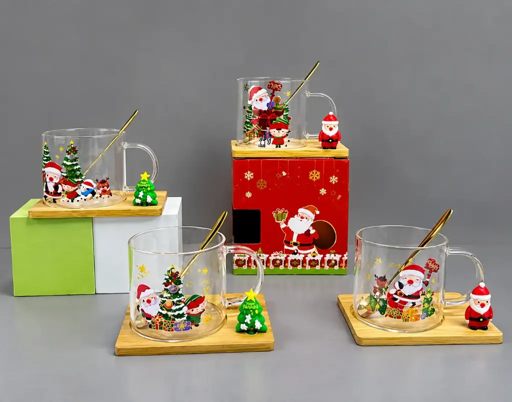 FESTIVE GLASS MUG WITH  WOODEN COASTER &  STIRRING SPOON-400ML