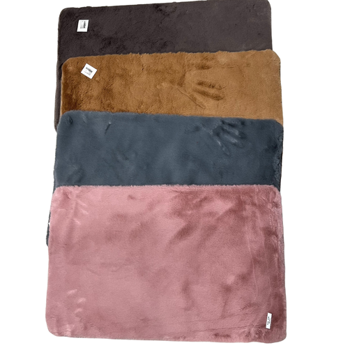 [32167] PLUSH FLOOR MAT