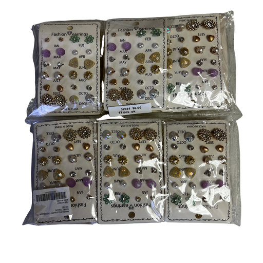 [32031] 12 PAIRS ASSORTED EARRINGS
