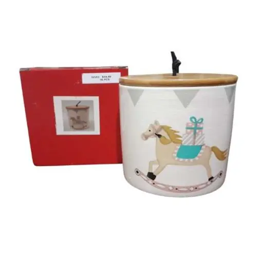 [32513] 5" NUTCRACKER THEMED CERAMIC JAR