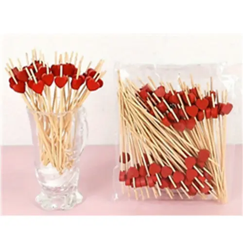 [32926] 50 PCS RED HEART BAMBOO PICK